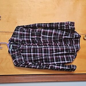 Maurices button up plaid shirt
